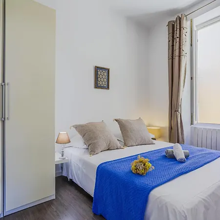 Апартаменты My Casa - Guisol - Typical 3 Bedroom Ac Near Port Ницца