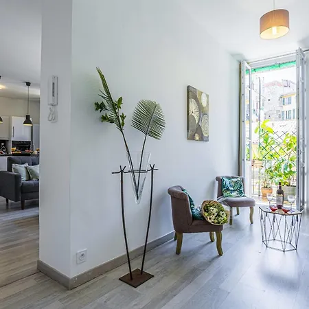 Guisol - Typical 3 Bedroom Ac Near Port * Nizza