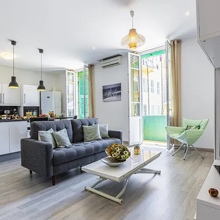 Apartment Guisol - Typical 3 Bedroom Ac Near Port Nice