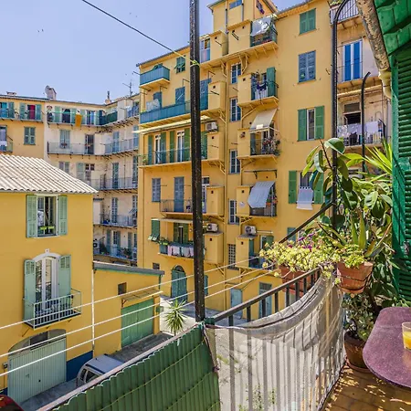 Apartment Guisol - Typical 3 Bedroom Ac Near Port